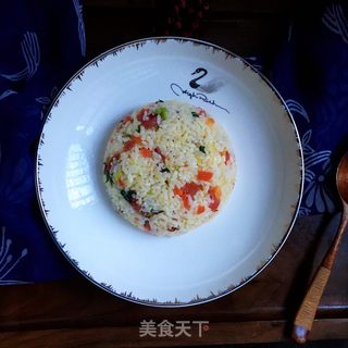 红萝卜腊肠炒饭的做法步骤：9