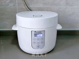 软糯香甜的美味八宝粥,好吃到舔碗底的做法步骤:5