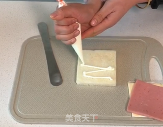五分钟懒人快手早餐——港式西多士的做法步骤:3