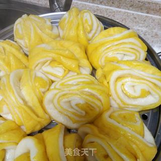 双色蝴蝶花卷的做法步骤:11