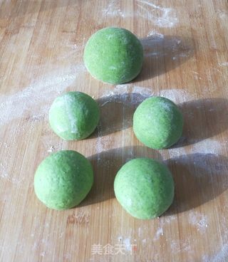 菠菜汁馒头的做法步骤:9