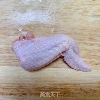 砂锅焖鸡翅的做法步骤:2