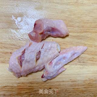 砂锅焖鸡翅的做法步骤:3