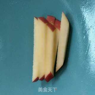 水果DIY给宝宝一条不一样的小鱼的做法步骤:2