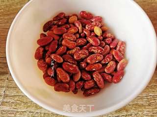 芸豆大碴子粥的做法步骤:2