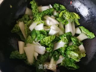 蒜香黄心菜的做法步骤：6