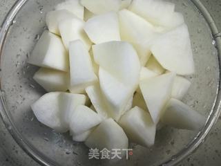 白萝卜牛骨汤的做法步骤:5