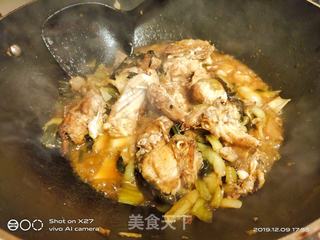 酸菜烧草鱼的做法步骤:7