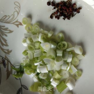 快炒萝卜丝的做法步骤:2