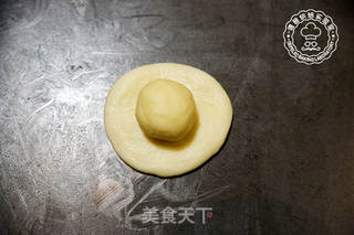 烤鸭鲜肉月饼的做法步骤:6
