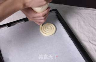 草莓扇贝蛋糕的做法步骤:7