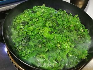 荠菜蘑菇鲜肉饺的做法步骤:3