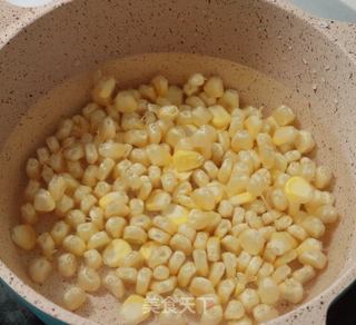 【胡萝卜玉米泥】6、7、8月龄婴儿宝宝辅食的做法步骤:3