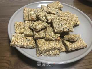 花生芝麻糖的做法步骤：8