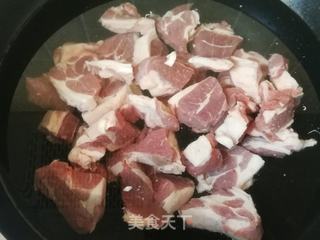 自制麻辣羊肉火锅锅底的做法步骤:2