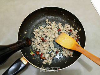 雪菜焖黄豆的做法步骤:5