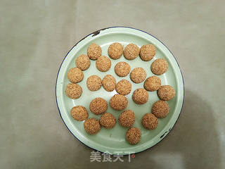 炸红薯麻球的做法步骤:8