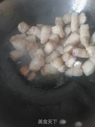 秘制红烧肉（不炒糖色不用油）的做法步骤：5