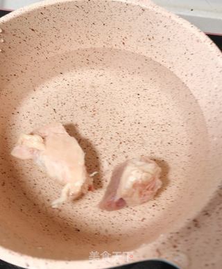 【南瓜肉末粥】8-12月龄宝宝辅食9、10、11的做法步骤：3