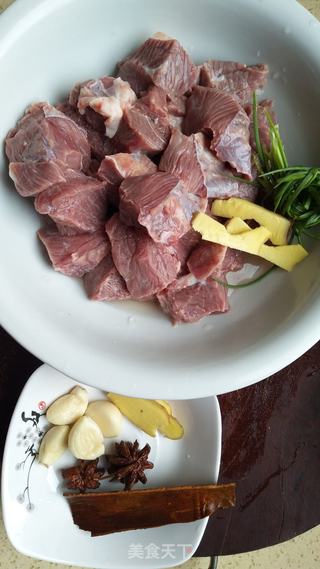 茄汁牛肉的做法步骤:2