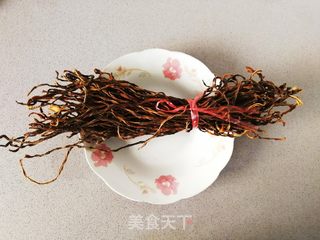 肥而不腻,入口即化的干豆角扣肉的做法步骤:2