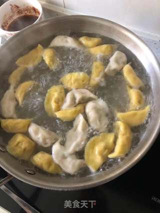 金银饺子的做法步骤:9