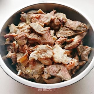 猪肺砂锅煲的做法步骤：1