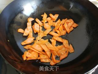 #佛手瓜炒胡萝卜的做法图解3