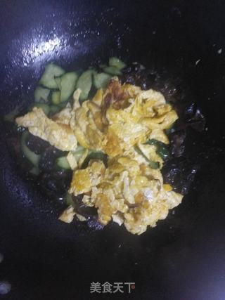 黄瓜炒木耳鸡蛋的做法步骤:10