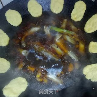 川香炖鱼贴饼的做法步骤:8