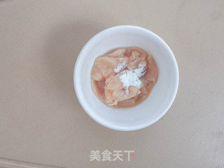 鸡肉炒豇豆的做法步骤:2