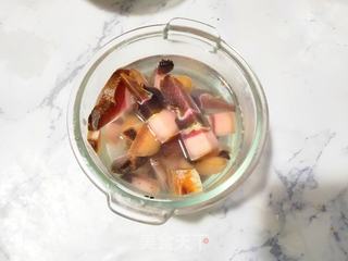 一碗香鲜四溢的腊八粥的做法步骤:5
