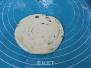 葱油饼的做法步骤:11