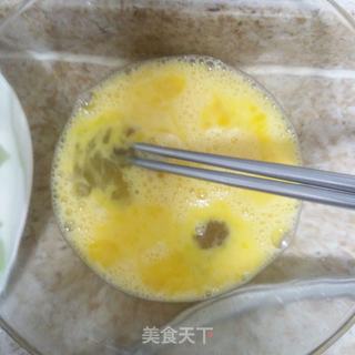 鸡蛋炒尖椒的做法步骤：2