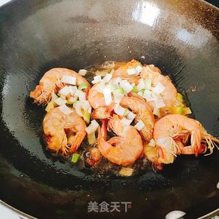 冬瓜焖大虾的做法步骤:5