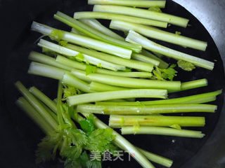 百合花包子的做法步骤:4