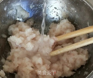 手打鱼丸的做法步骤:4