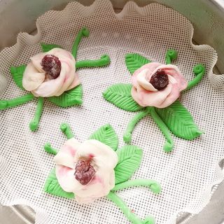 鲜花馒头的做法步骤:30