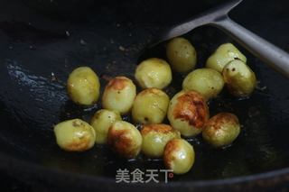 锅巴小土豆的做法步骤：4