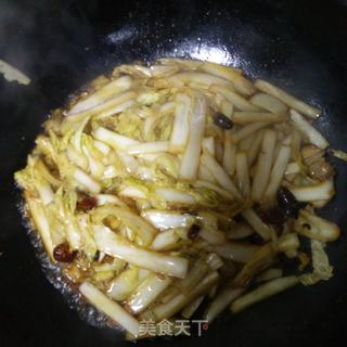 辣炒白菜的做法步骤:7