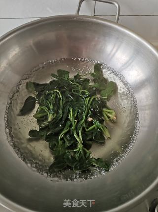 芝麻酱凉拌荞麦面的做法步骤:2
