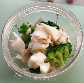 【西兰花鱼肉泥】的做法步骤：6