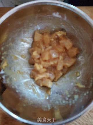 滑鸡皮蛋粥的做法步骤:3