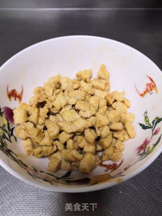 奥尔良鸡肉披萨的做法步骤:11