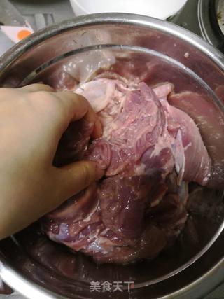 香辣烤羊腿的做法步骤:3