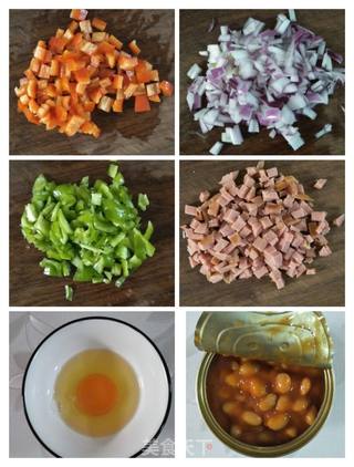 茄汁焗豆炒饭的做法步骤:2