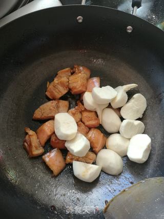 慈菇烧肉的做法步骤：5