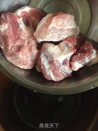 西洋菜瑶柱瘦肉汤的做法步骤：4