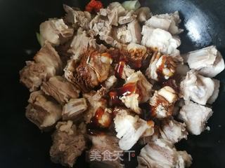 胡萝卜炖羊排的做法步骤:7