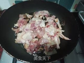 电饭煲版香菇滑鸡饭的做法步骤：9